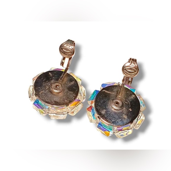 Vintage Aurora borealis crystal glass cluster clip 1" earrings. - Picture 2 of 7